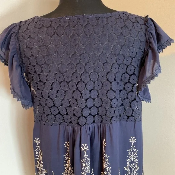 Source Unknown Blue Cream Ruffled Cap Sleeve Embroidered Boho Blouse Top Large - Picture 8 of 10